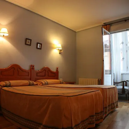 Pension Bilbao بلباو
